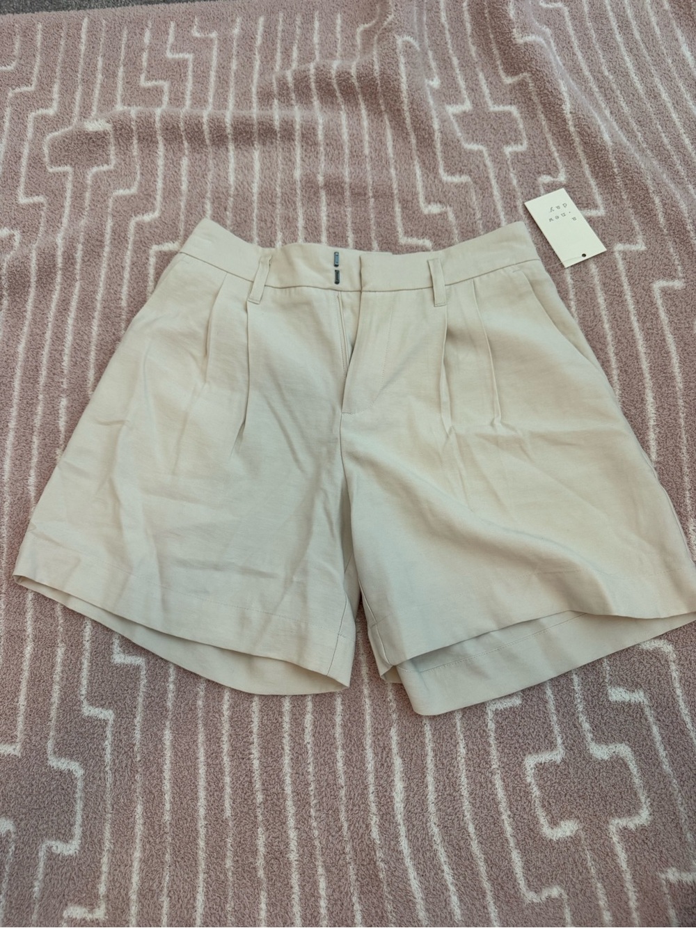 NWT A New Day High-Rise Pleated Tailored Trouser Shorts Beige